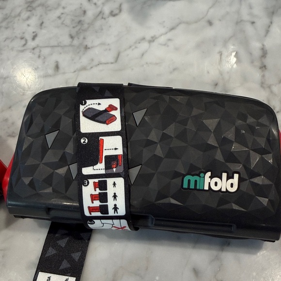 Mifold Booster Seat - Picture 7 of 8